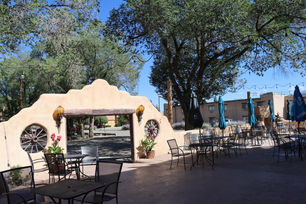 Sagebrush Inn & Suites Taos Eksteriør billede