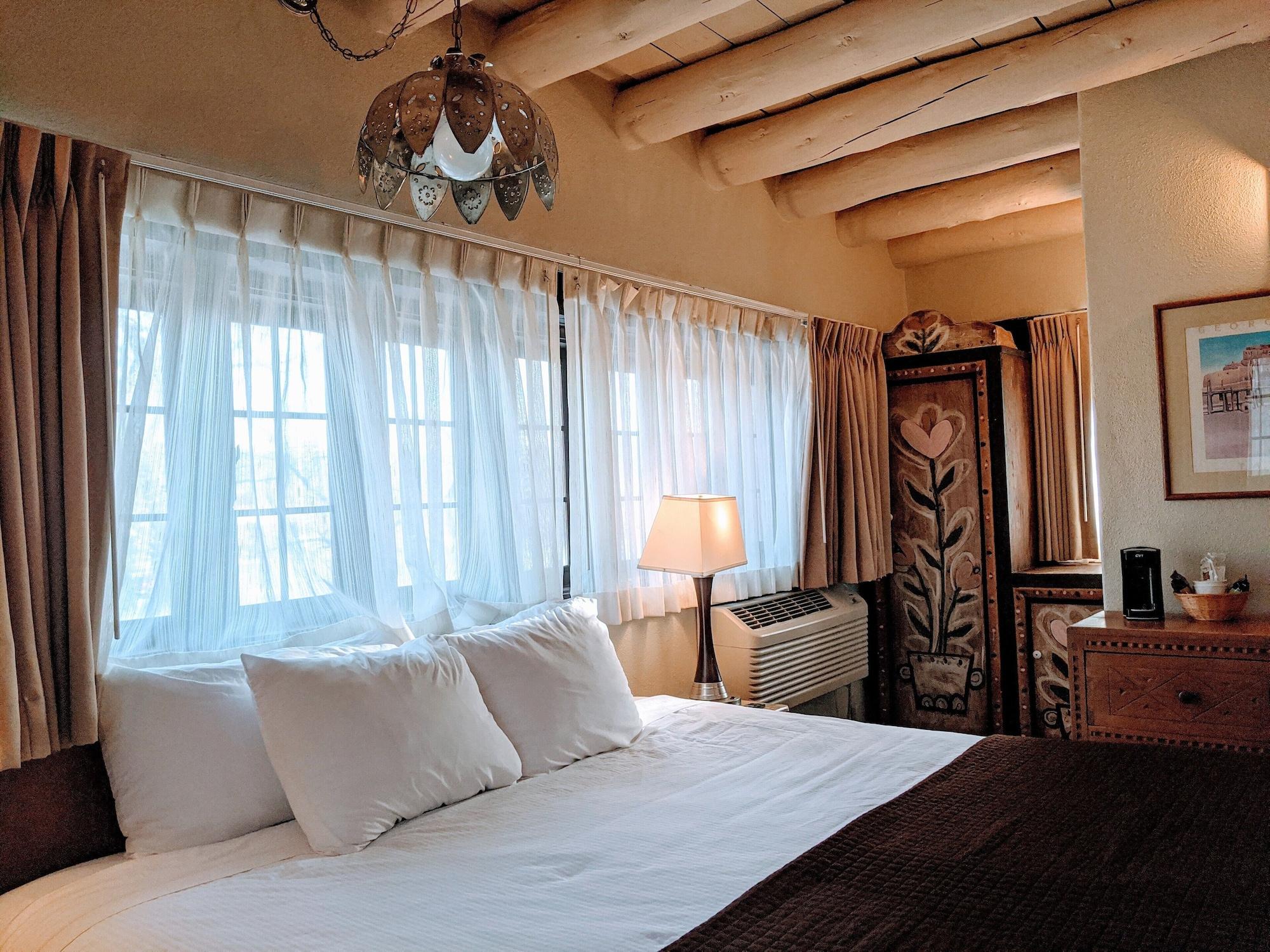 Sagebrush Inn & Suites Taos Eksteriør billede